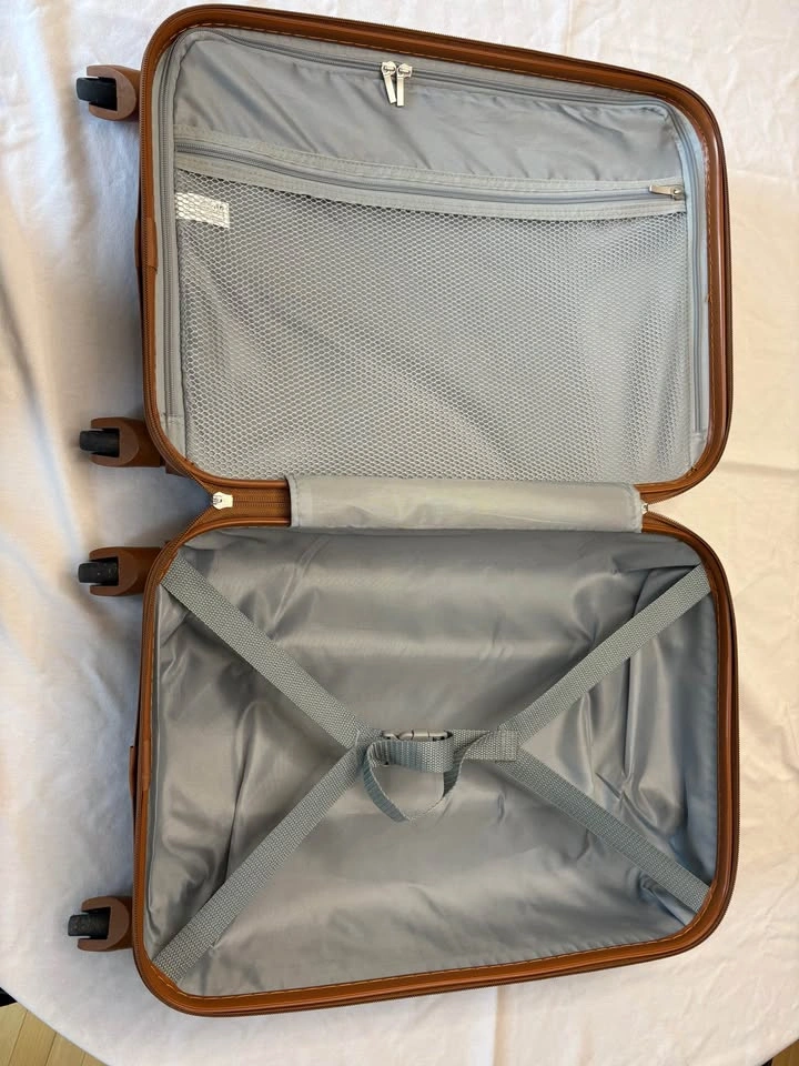 Long Vacation Hardshell Spinner Suitcase - photo 5