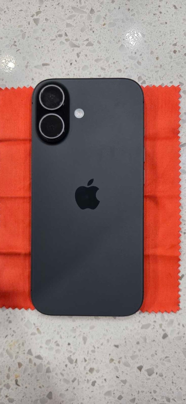 Apple iPhone 17 256GB Black - photo 2