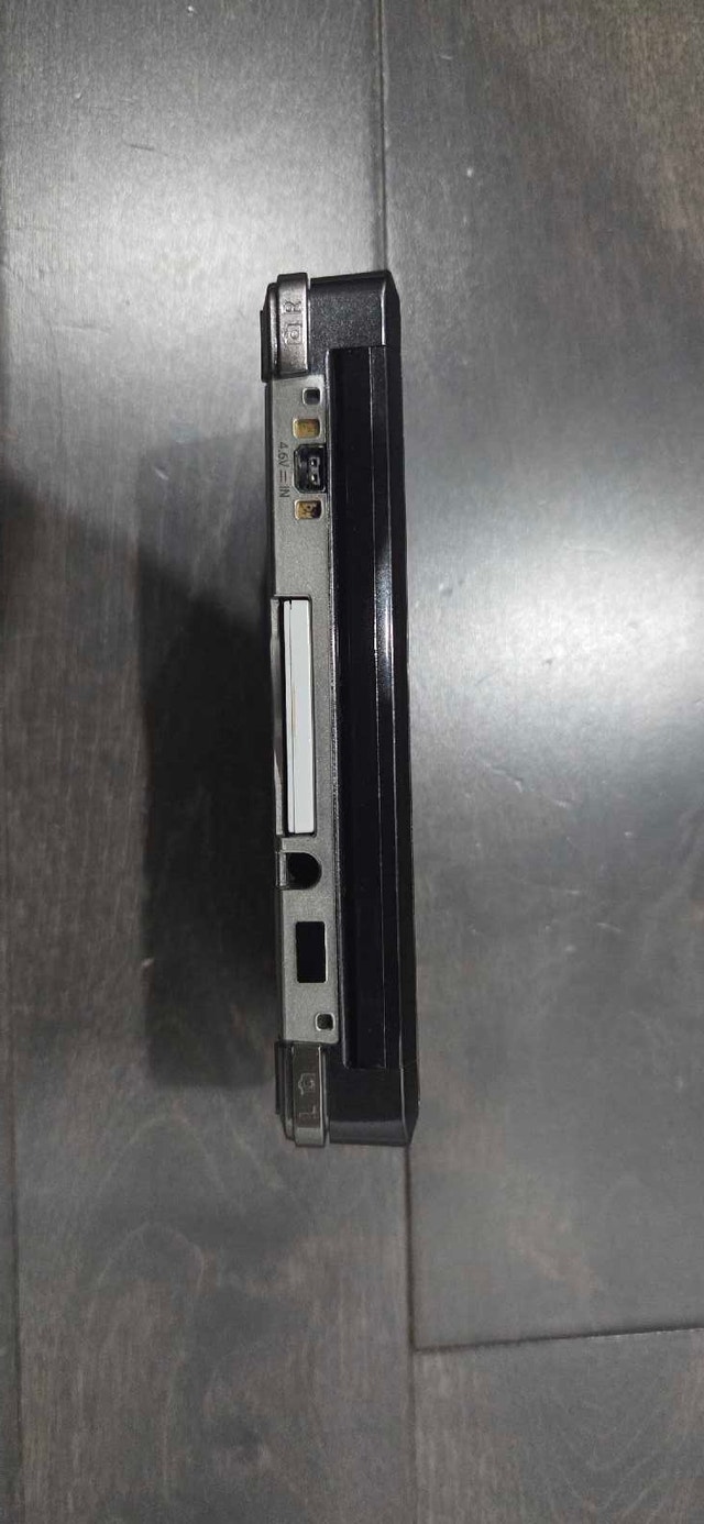3DS very good condition comes with charger - photo 4