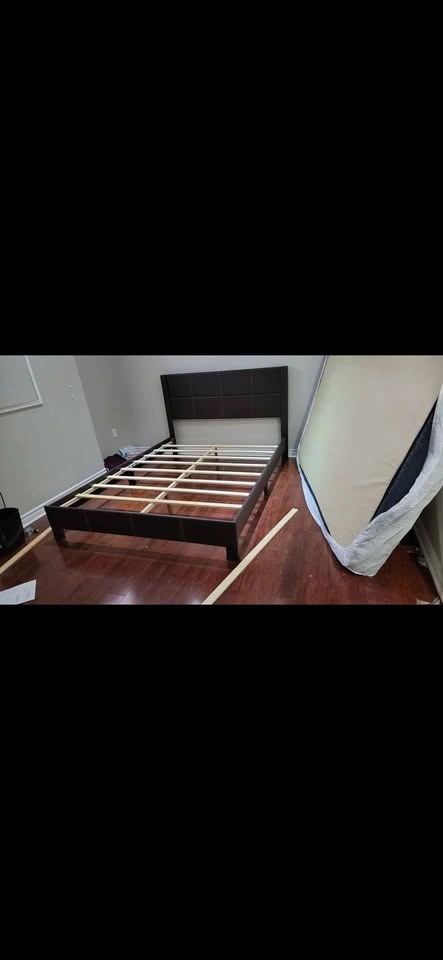Queen Bed Set: Frame, Box Spring, and Mattress - photo 2