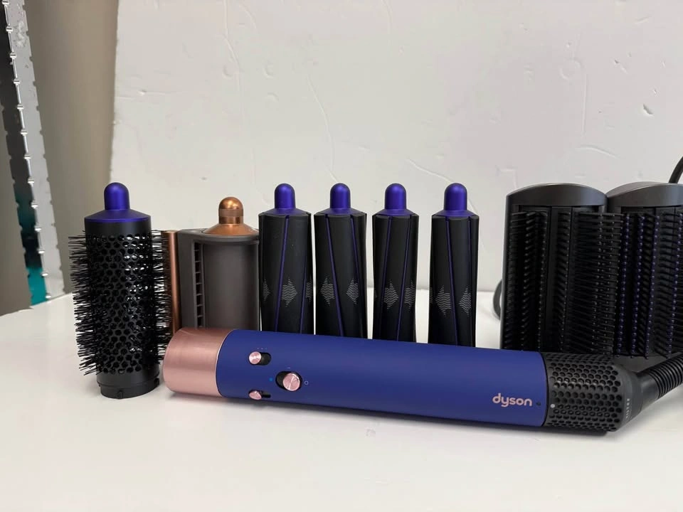Dyson Airwrap Complete – $249 - photo 2