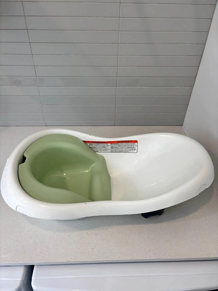 Fisher-Price 4-in-1 Sling 'n Seat baby bathtub