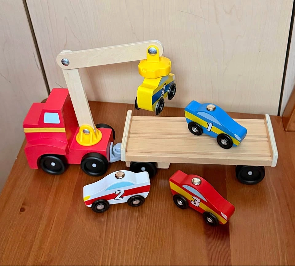 Melissa & Doug Wooden Car Transporter Truck Magnetic Cars Toy