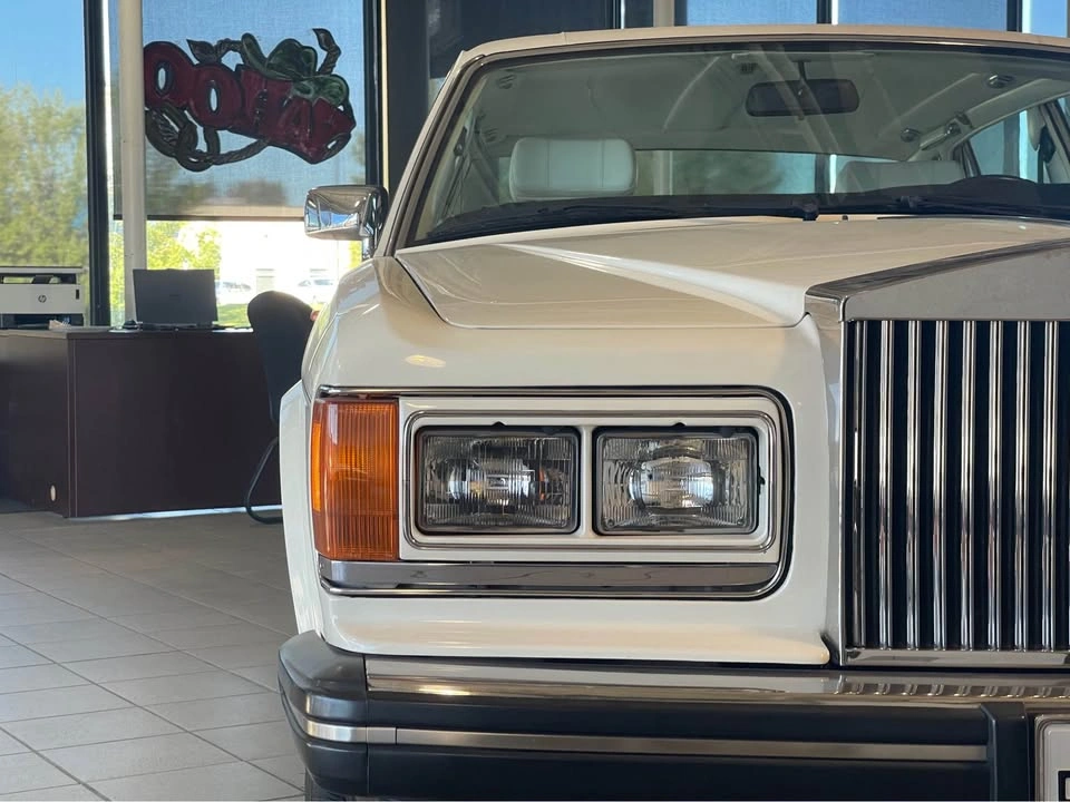 1990 Rolls-Royce Silver Spur - photo 4