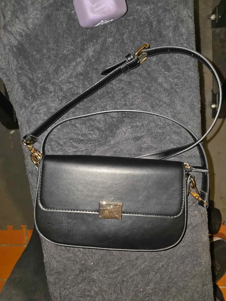 Black Crossbody Bag with Gold Hardware - photo 4