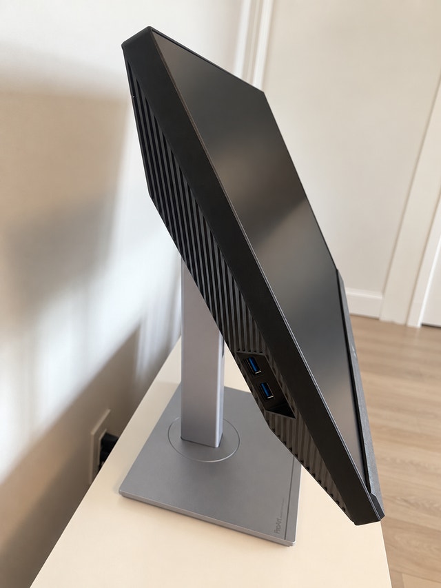 Asus ProArt Display PA247CV 24 inches - photo 3