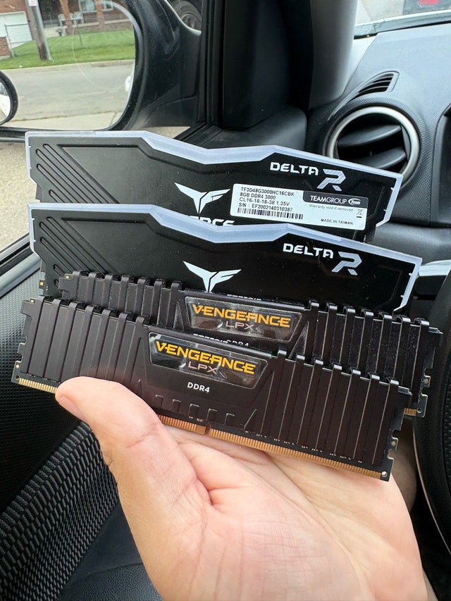 DDR4 32GB RAM (4x8GB)