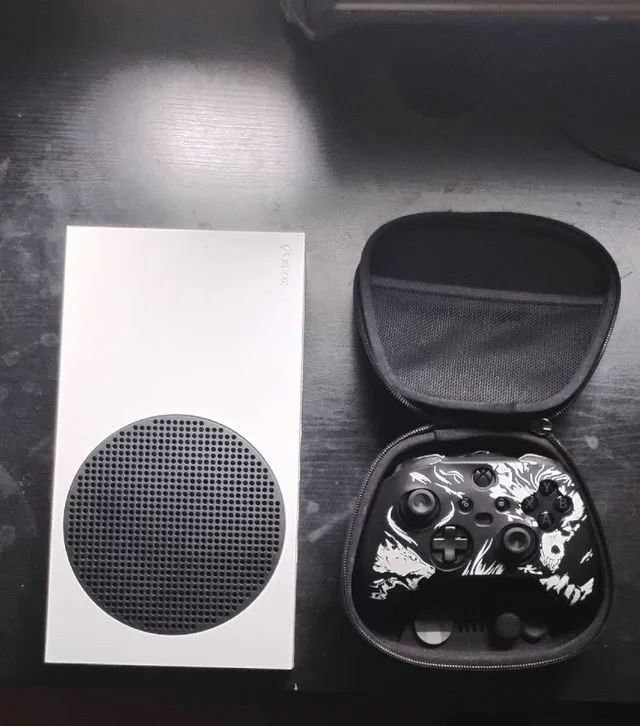 Xbox Elite 2 Controller - photo 3