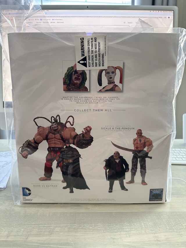 BATMAN ARKHAM CITY MR. HAMMER AND HARLEY QUINN 2PK - photo 3