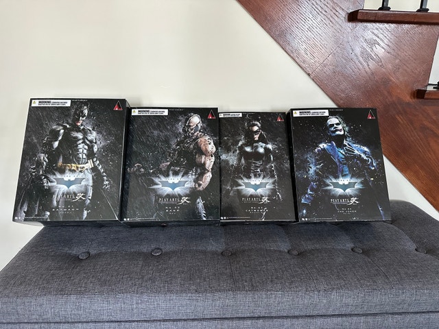 BATMAN, BANE, CATWOMAN AND THE JOKER PLAY ARTS FIGURES - photo 2