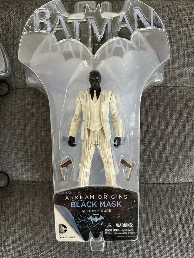 BATMAN ARKHAM ORIGINS THREE FIGURE SET - photo 4