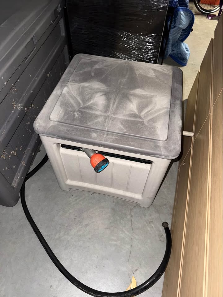 Hose Hideaway Storage Box w/ Reel - photo 4