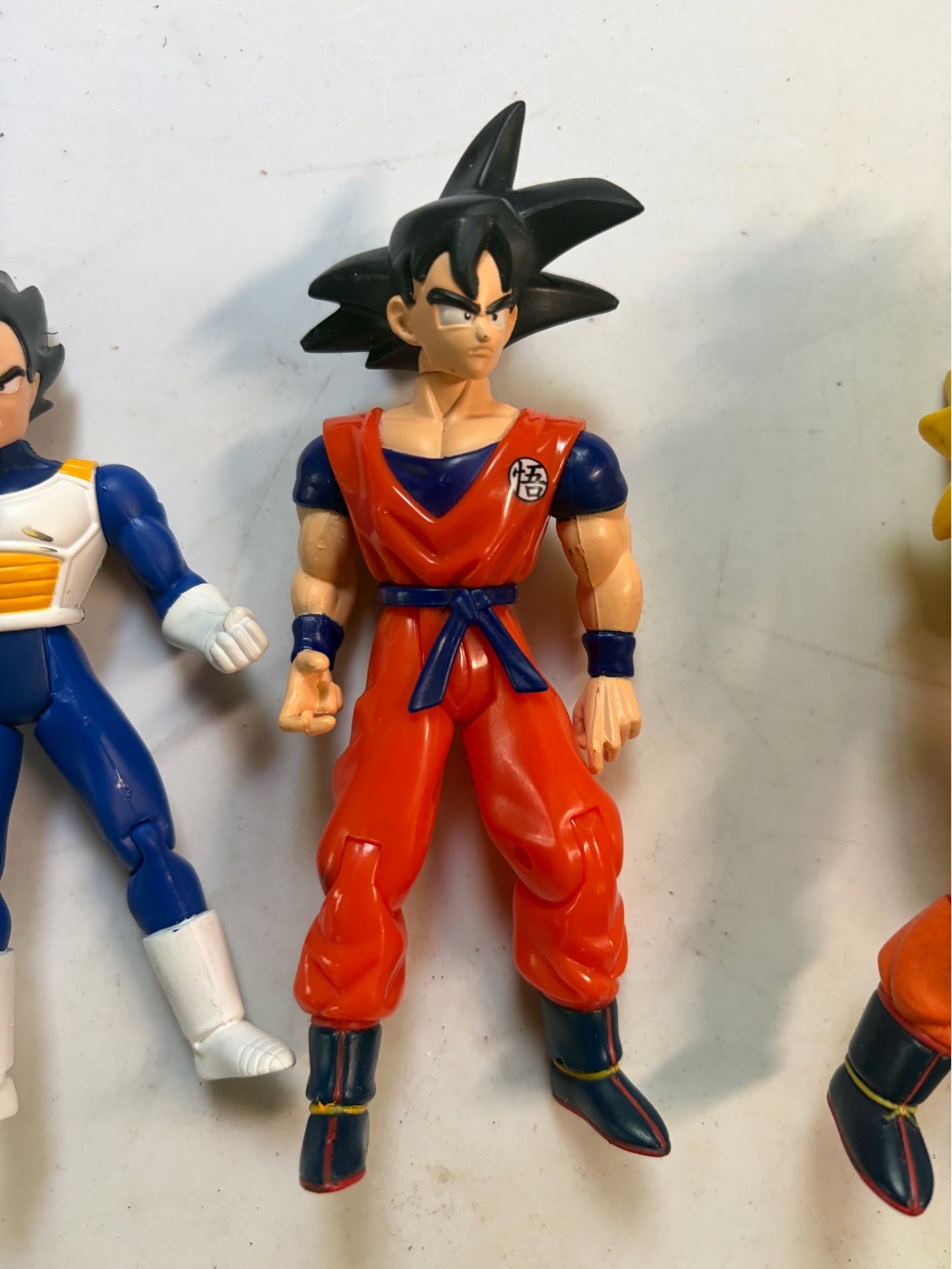 Dragon ball action figure good condition - photo 3
