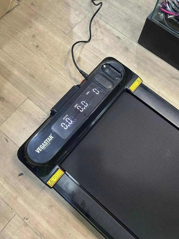 Vegastar Foldable Walking Pad - photo 2