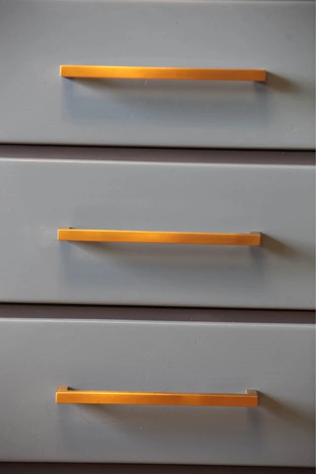 Refinished Mid-Century Modern 8 Drawer Dresser - photo 3