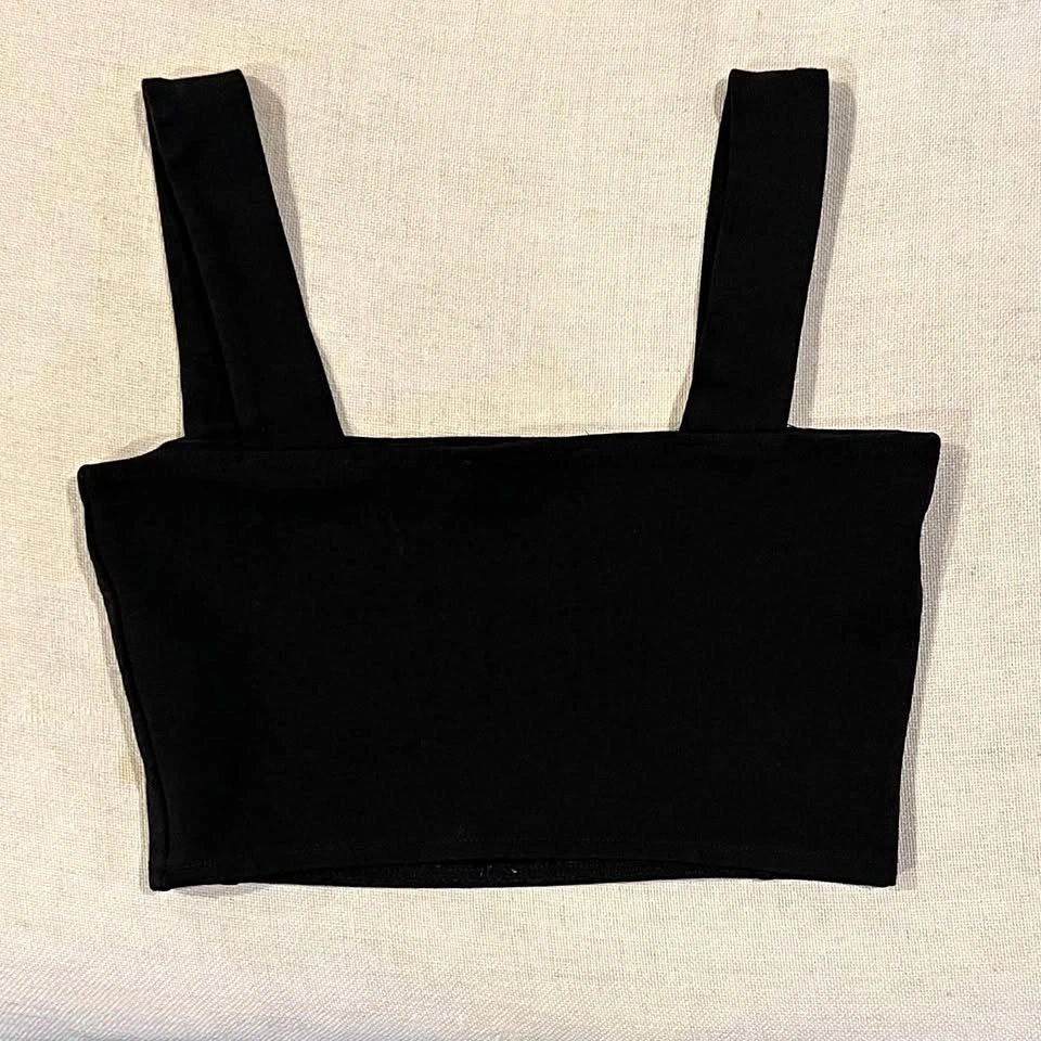 Zara Square Neck Crop Top with Thick Straps in Black size S