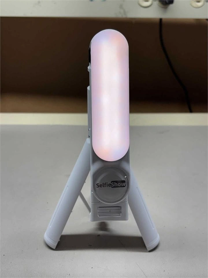Selfie Stick Tripod with Fill Light, 45-inch Extendable - New! - photo 2