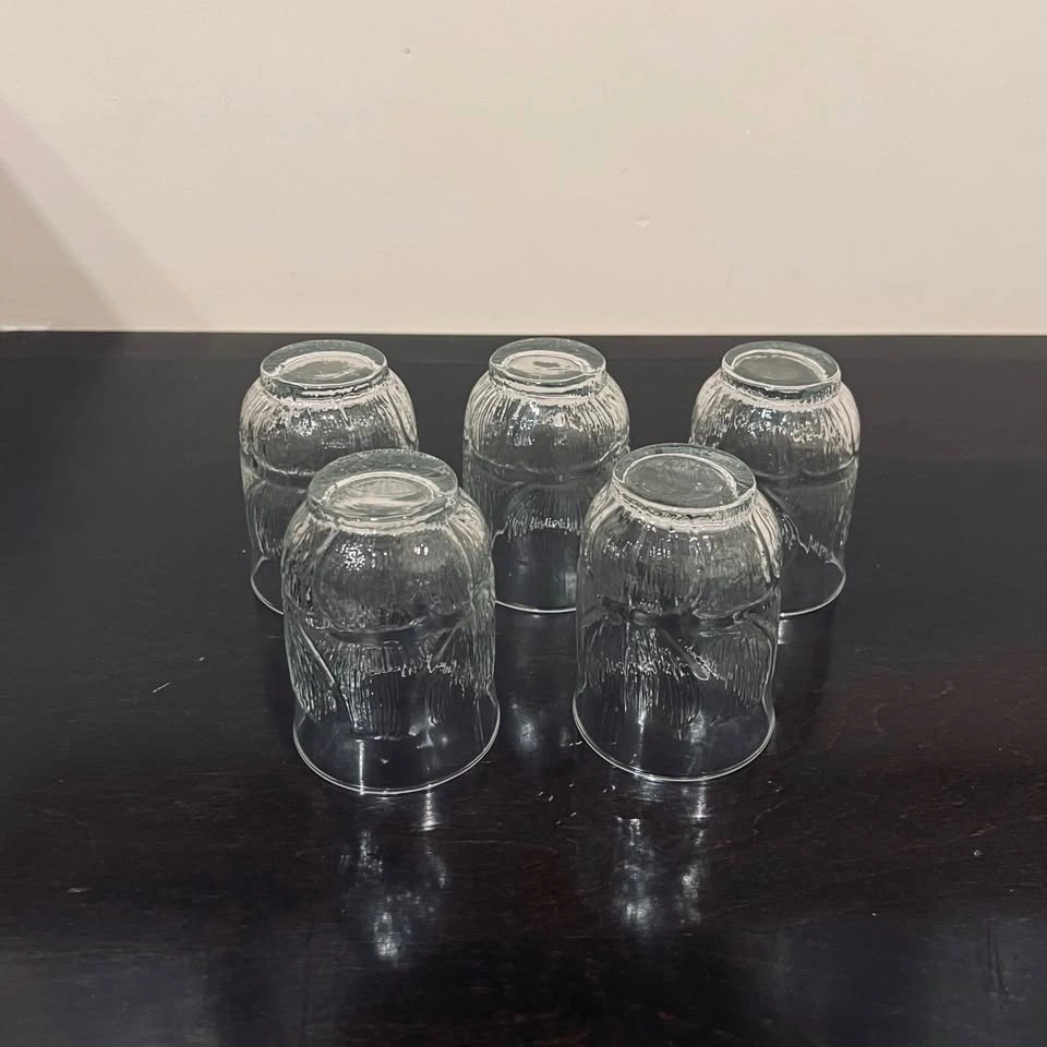 Vintage 1970’s Arcoroc Fleur Clear Glass 10oz. Tumblers set of 5 - photo 2