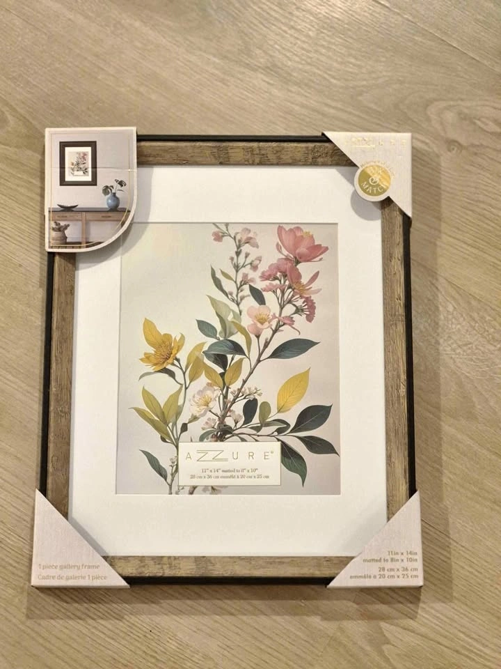 Azzure 11x14 Gallery Frame