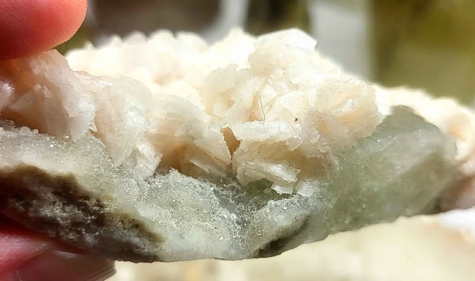 ✨ Fluorapophyllite & Stilbite Mineral Specimen - photo 5