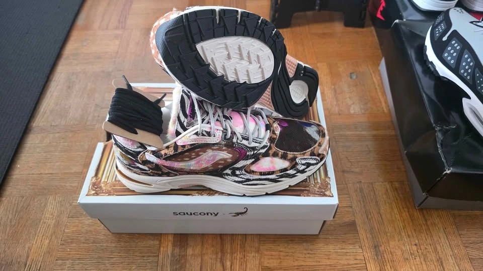 The Saucony x Westside Gunn ‘Awesome God’ Jazz 9 - photo 3