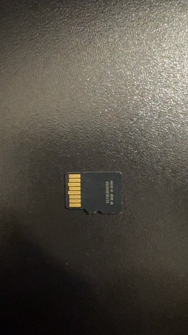 SanDisk Ultra 512GB MicroSD Card - photo 3
