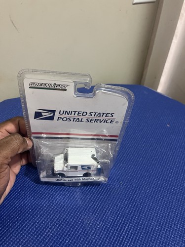 GreenLight USPS LLV w/ Mailbox 1:64 Diecast Truck Limited Editio - photo 2