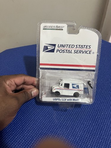 GreenLight USPS LLV w/ Mailbox 1:64 Diecast Truck Limited Editio - photo 4