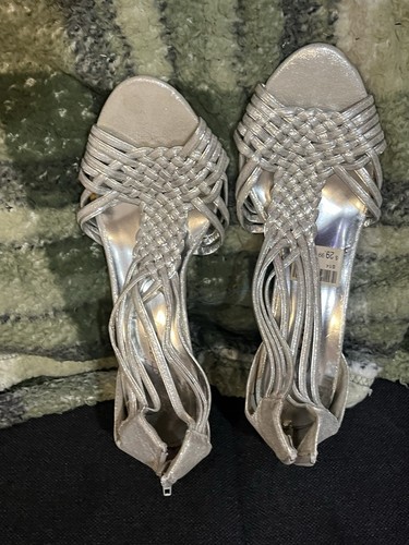 De Blossom Women’s Silver Strappy Braided Stiletto Heels 8 - photo 3