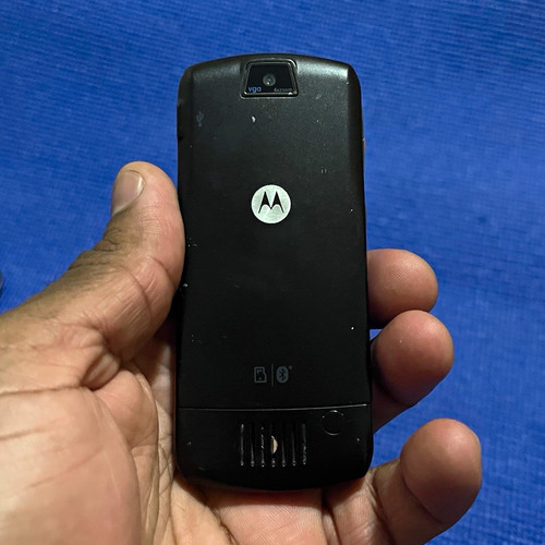 Motorola RAZR V3xx Black Bar Phone GSM 900 2G Camera 2MP 23MB Pa