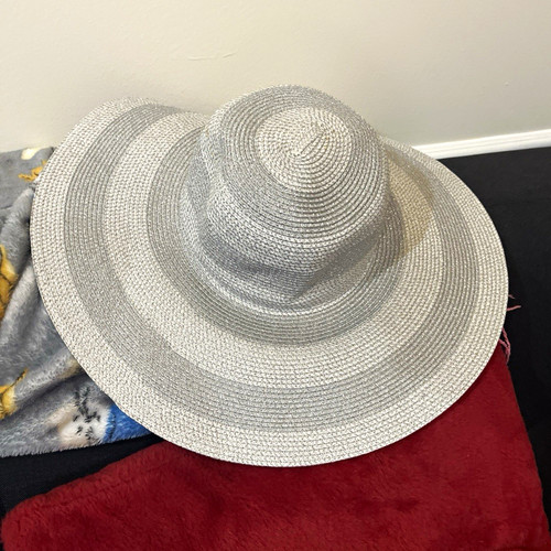 POLLYWOOD Wide Brim Women’s Silver Straw Sun Hat Solid One Size