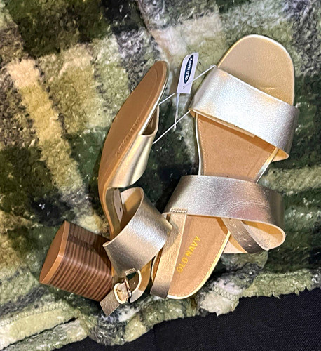 Old Navy Women's Gold Strappy Block Heel Sandals Size 6