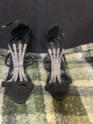 Qupid Women’s Black Strappy Rhinestone Stiletto Sandals US 8 - photo 3