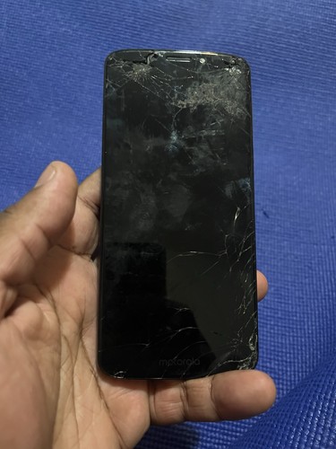 Motorola Moto G6 Play 32GB Black 6.2in Smartphone Cracked Screen - photo 2