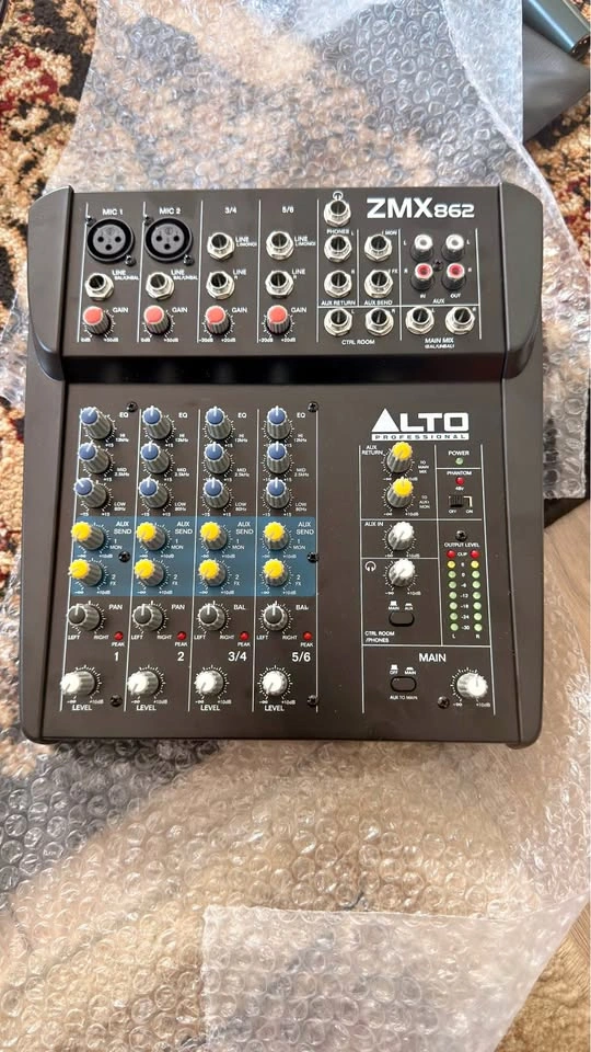 Alto Professional ZEPHYR ZMX862 6-Channel 2-Bus Compact Mixer