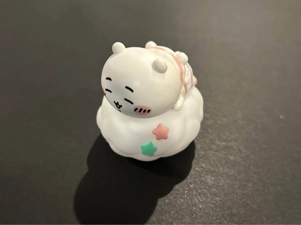 Chiikawa Light-up Gashapon Figure - photo 2