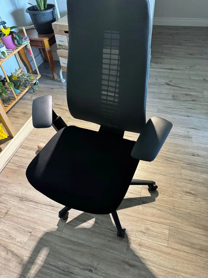 Howarth Ergonomic Home Office Chair - photo 2