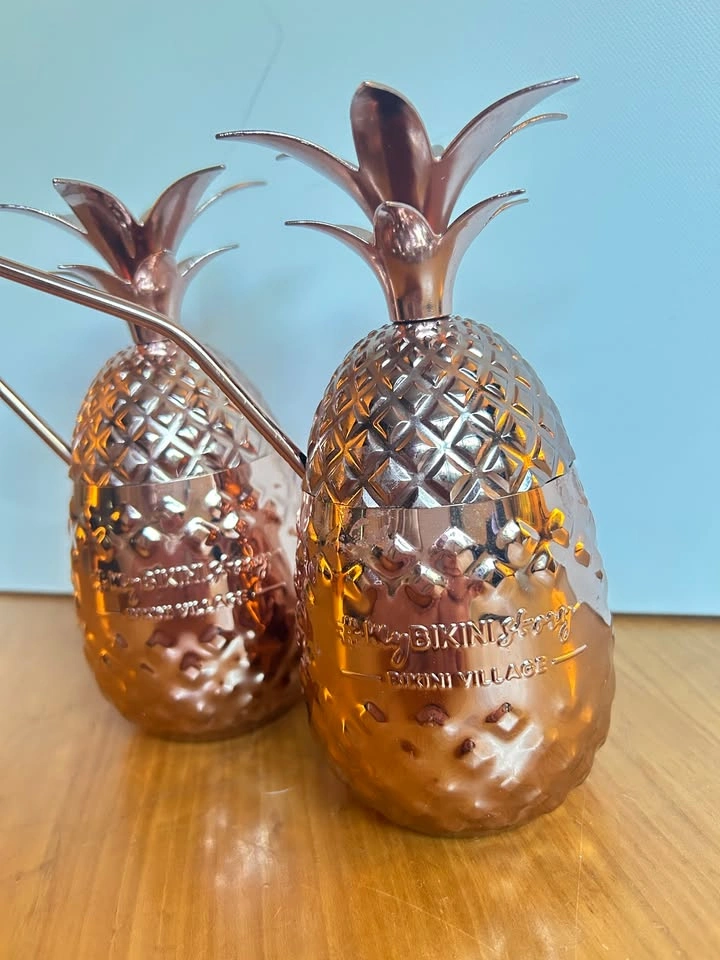 Set of 2 copper plated pineapple cups with straws - photo 2