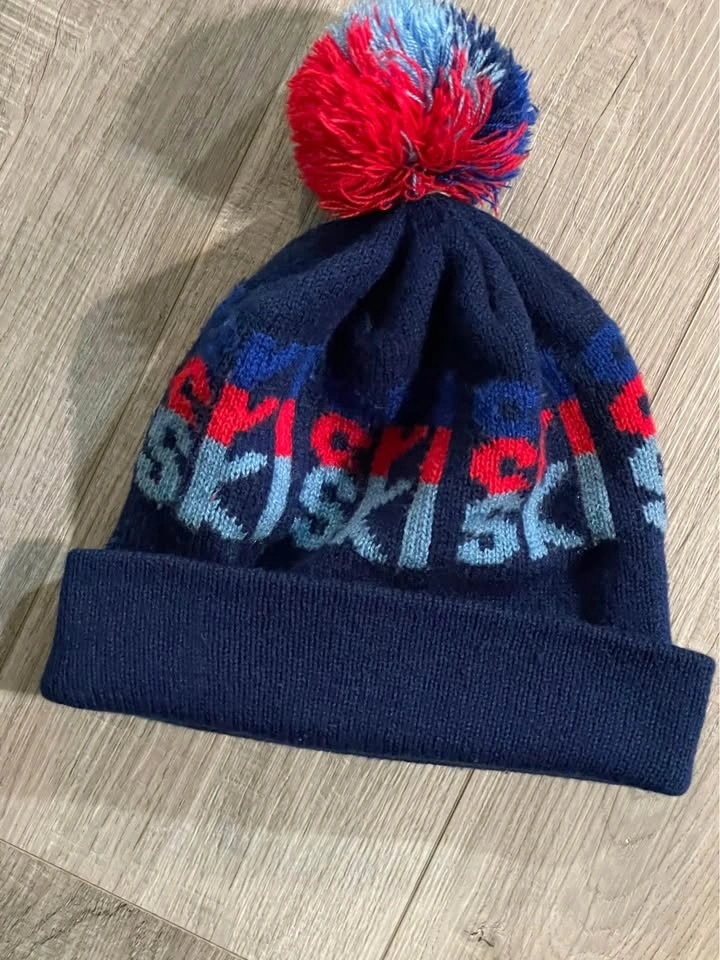 Vintage Winter Hat - photo 2