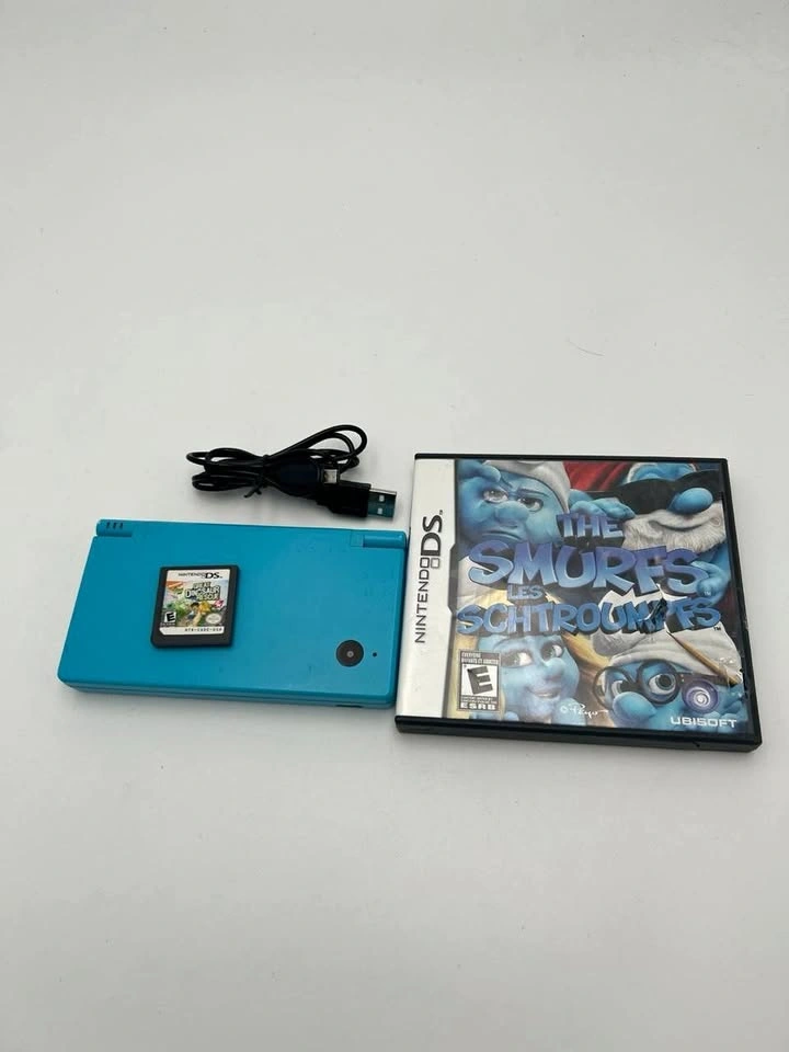 Nintendo DSi Light Blue + Charger + SD Card + 2 Games – Tested