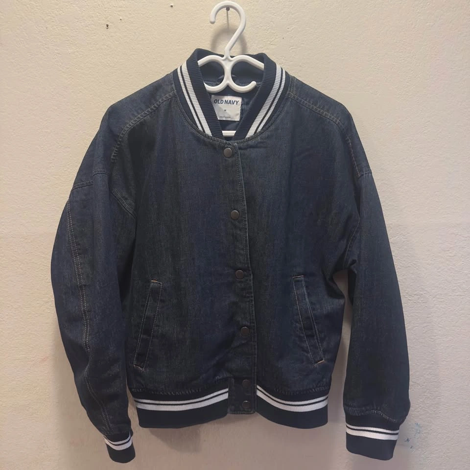 OLD NAVY BOMBER JEANS JACKET_SIZE M - photo 3