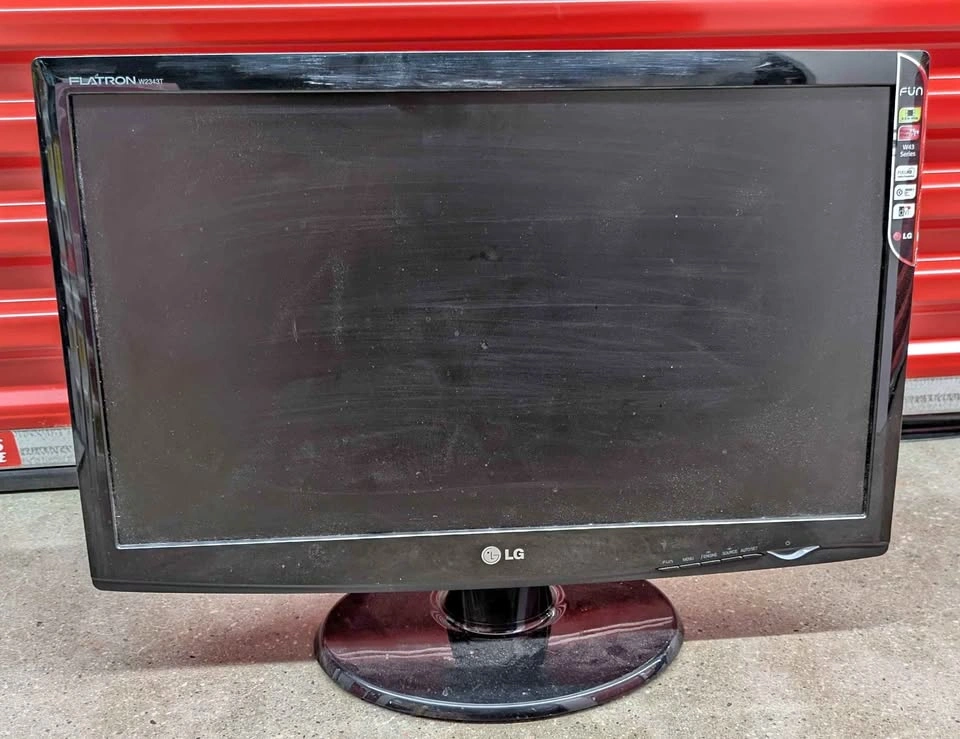 LG Monitor, 23", Model W2343TV