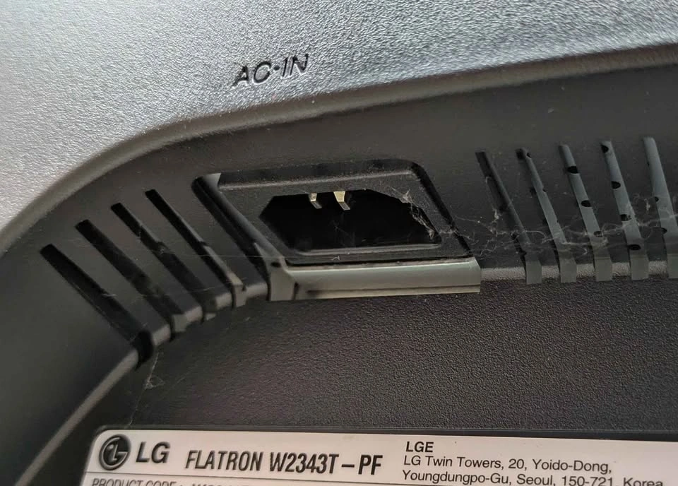 LG Monitor, 23", Model W2343TV - photo 4