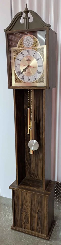 Vintage Grandfather Clock - photo 3