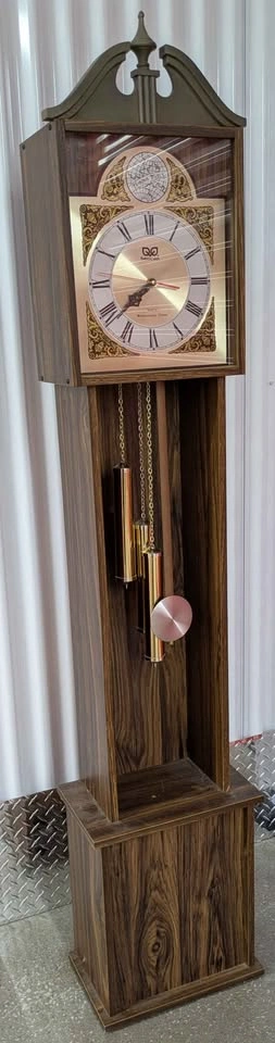 Vintage Grandfather Clock - photo 4