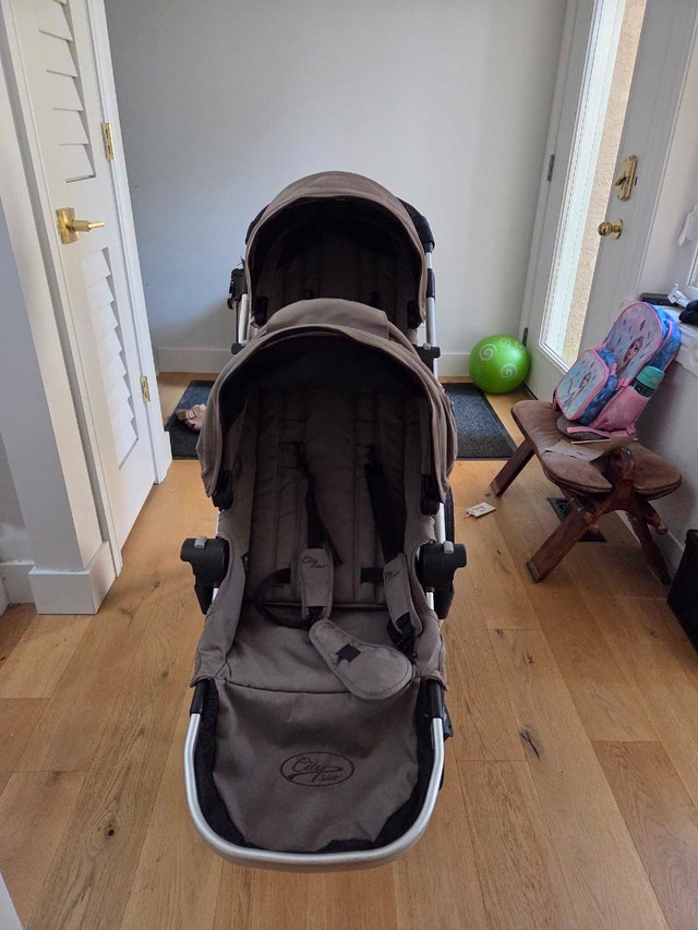 City Select Jogger 2 seats 1 bassinet, 1 adapter - photo 2