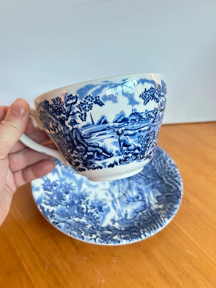 Rare vintage "The Hunter" breakfast cup and saucer - photo 3