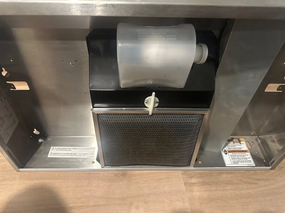 30 inch range hood - photo 3