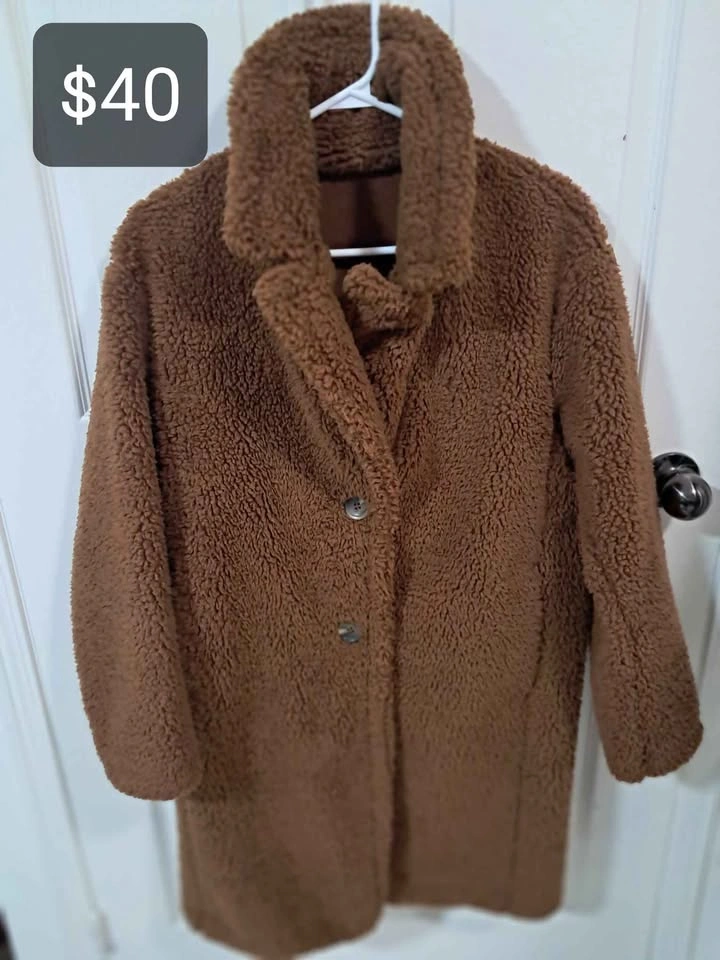 Uniqlo Fleece, Gap Puffer, and Teddy Coats - photo 3