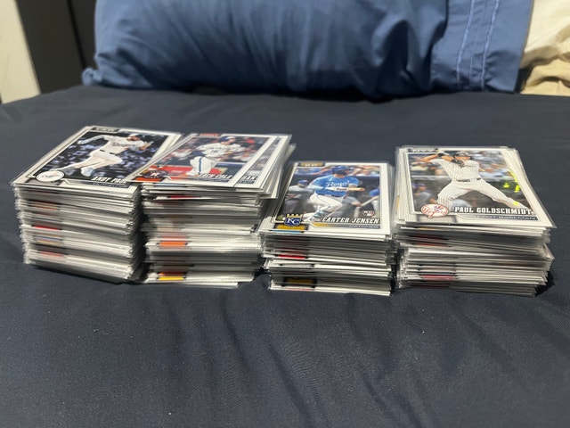 Topps 2026 Series 2 Baseball Base Cards lot - photo 2